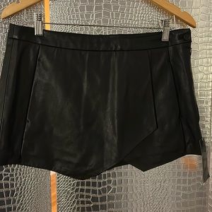 NWT Faux Leather Skort